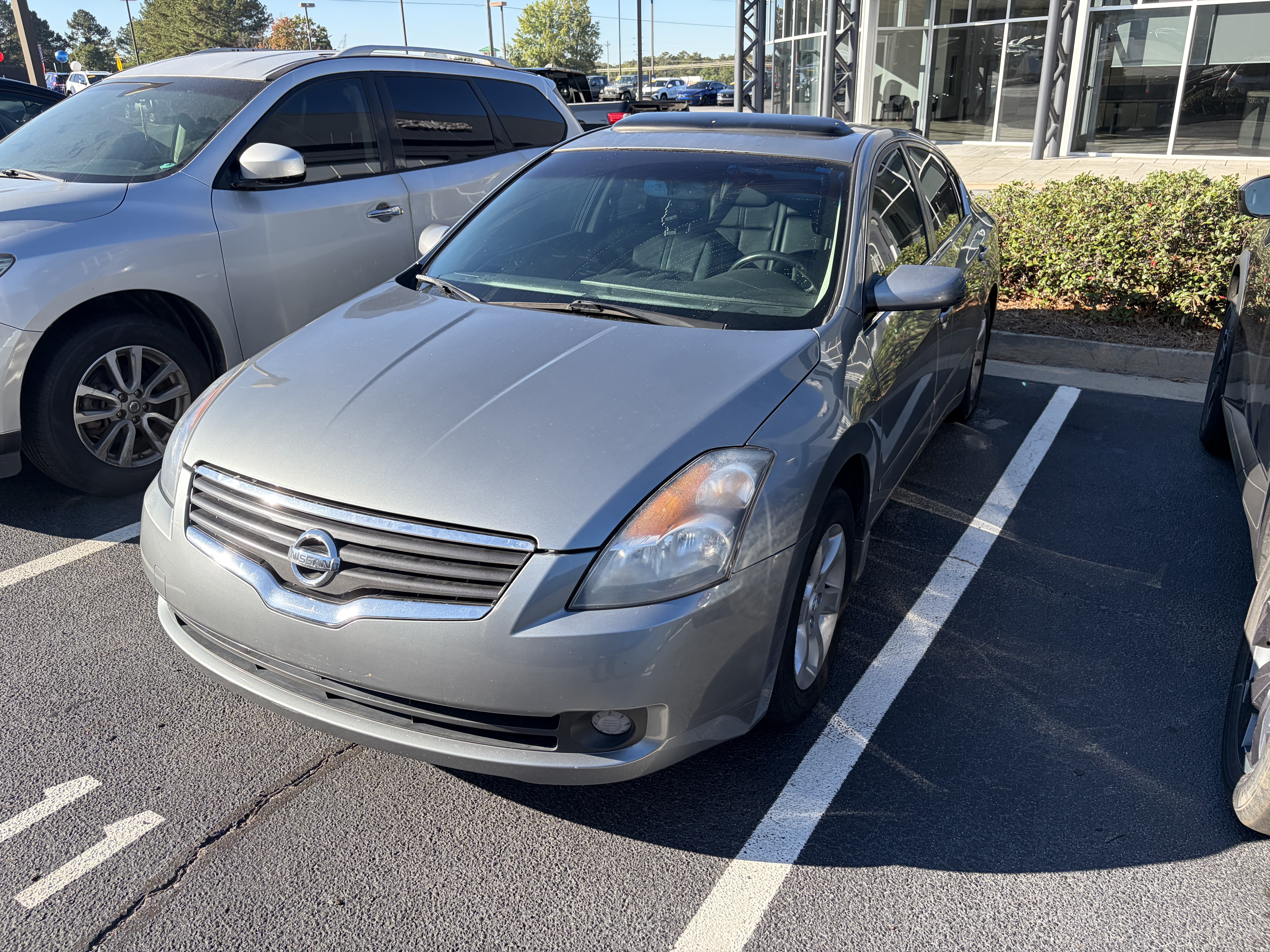 Used 2008 Nissan Altima 2.5 SL w/ SL Pkg FWD image 1