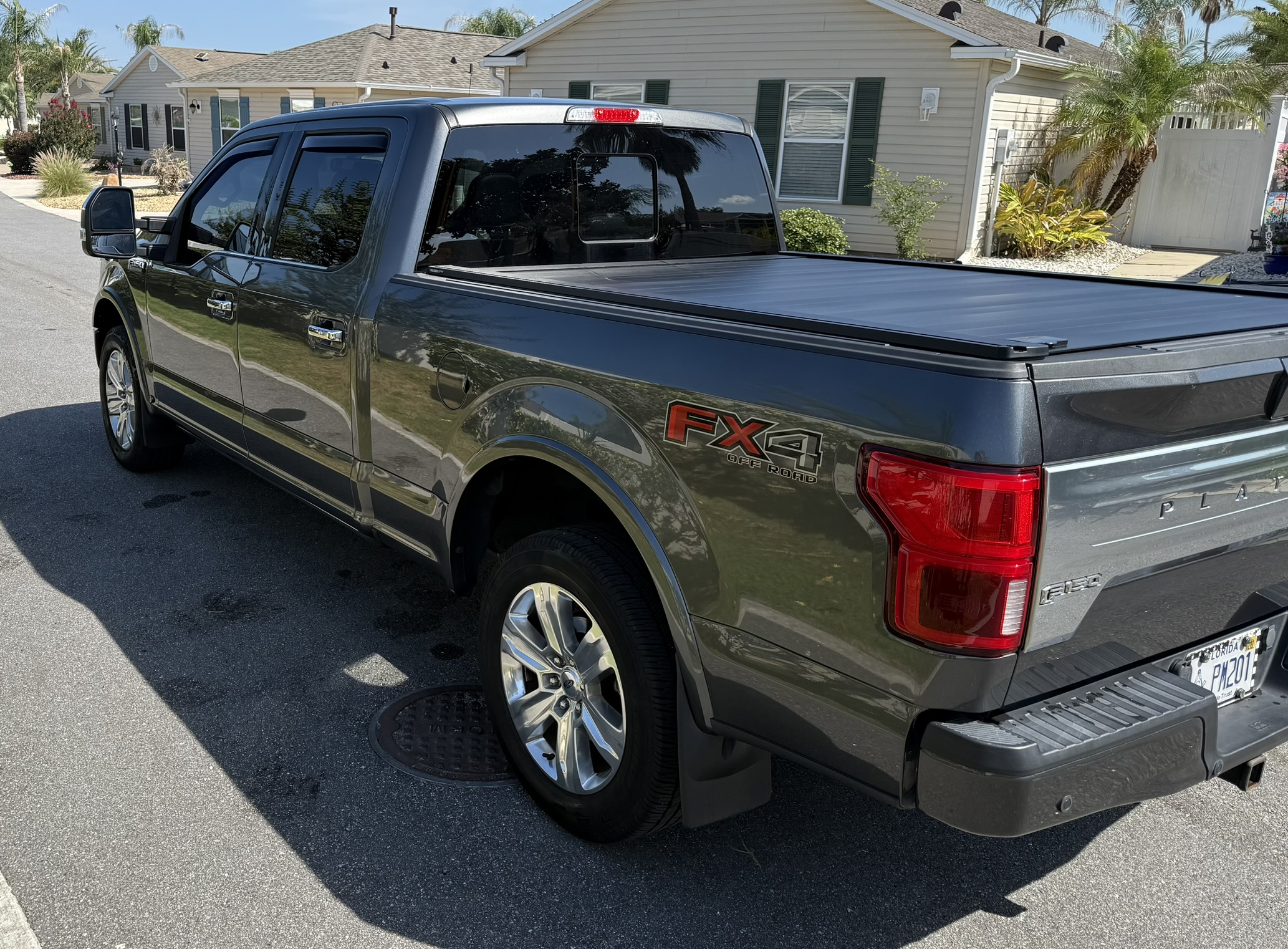 Used 2020 Ford F150 Platinum w/ Equipment Group 701A Luxury AWD/4WD image 6
