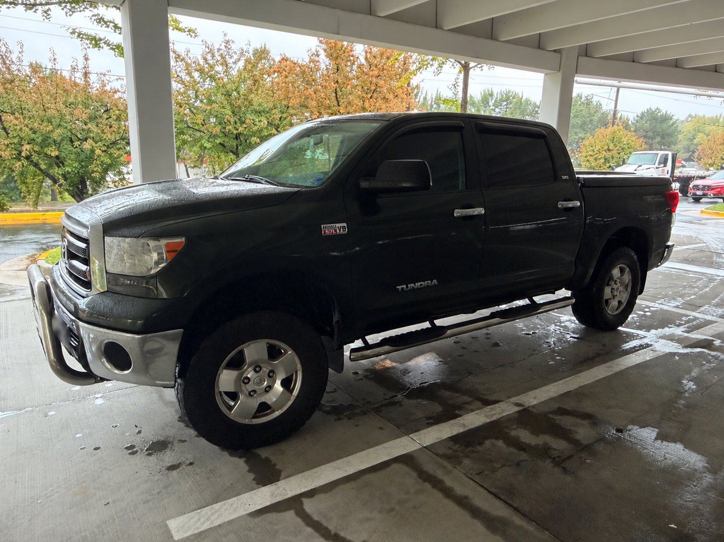 Used 2011 Toyota Tundra 4x4 CrewMax w/ TRD Off-Road Pkg image 9