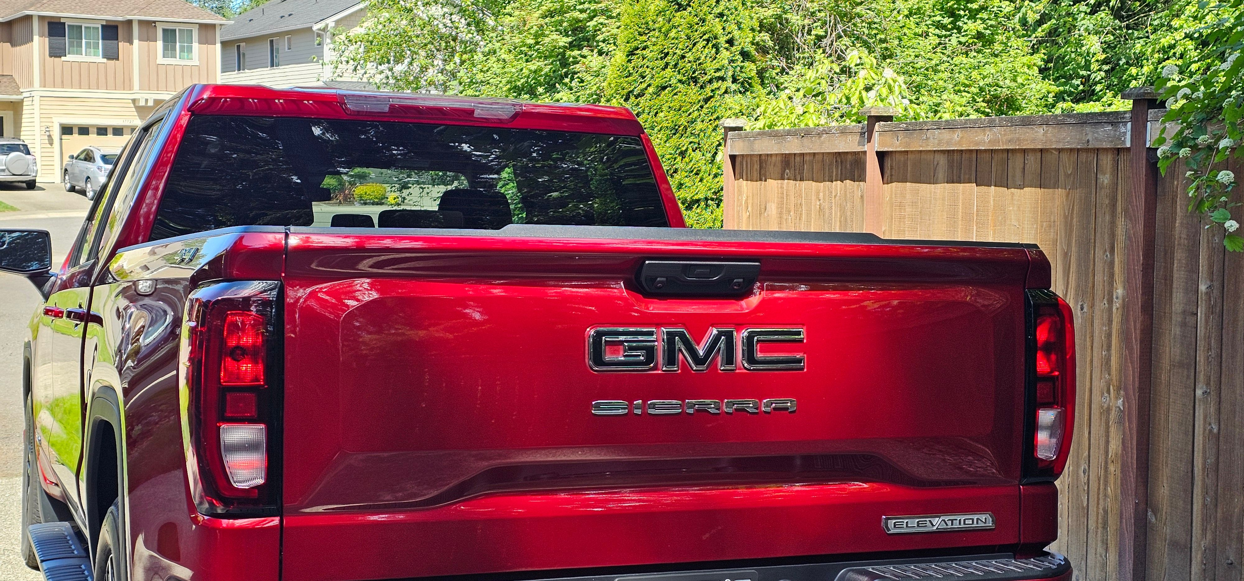 Used 2023 GMC Sierra 1500 Elevation AWD/4WD image 8