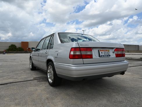Used 1998 Volvo S90 RWD image 5