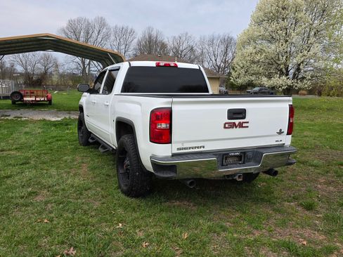 Used 2016 GMC Sierra 1500 SLE w/ SLE Value Package image 4