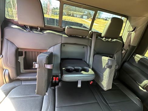 Used 2020 GMC Sierra 2500 Denali w/ Denali Ultimate Package image 21