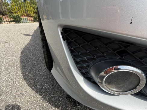 Used 2011 Mercedes-Benz R 350 4MATIC image 22