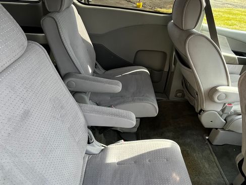 Used 2005 Nissan Quest S w/ (S01) Seat Pkg image 5
