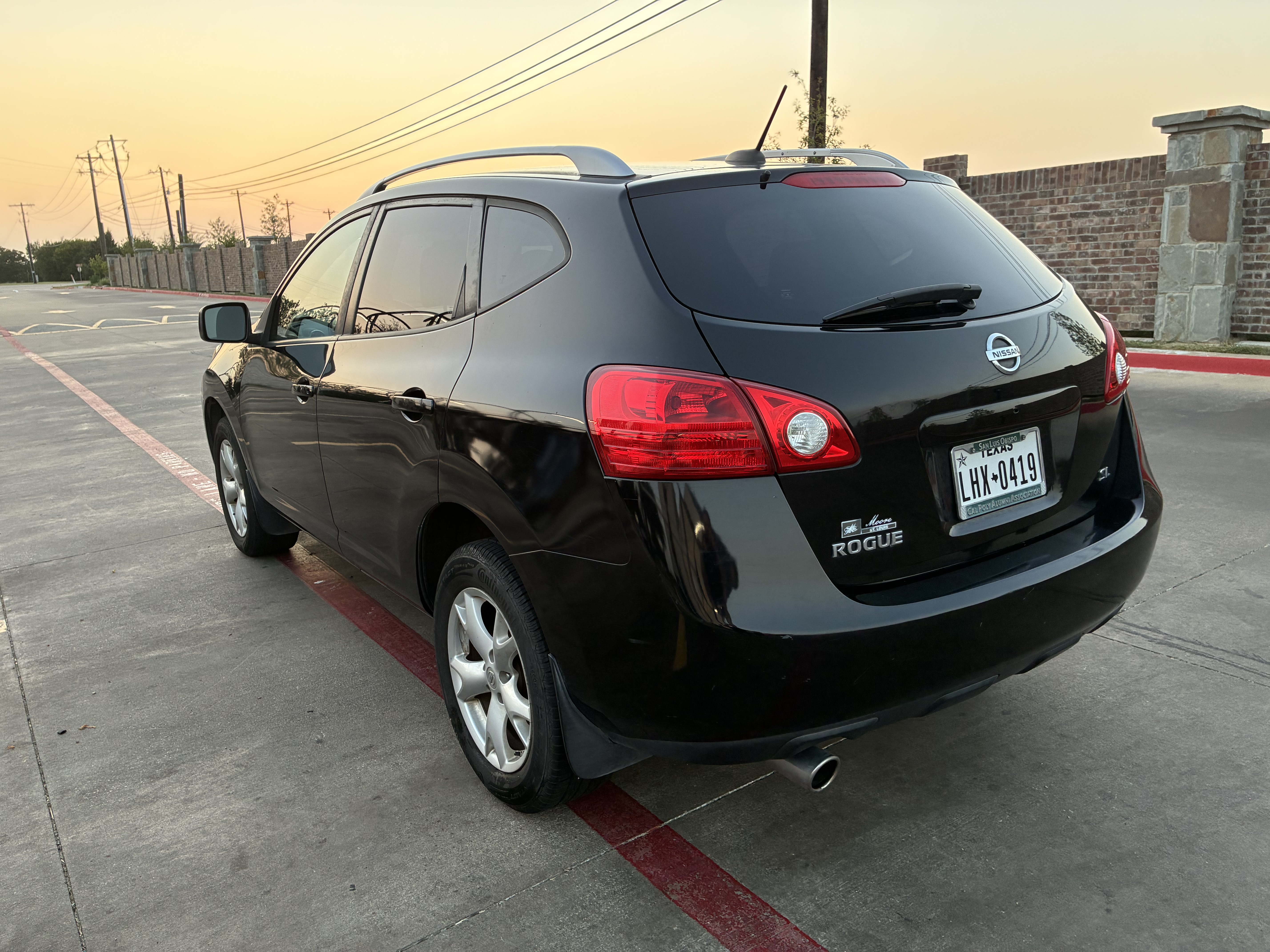 Used 2009 Nissan Rogue SL w/ Premium Pkg FWD image 4