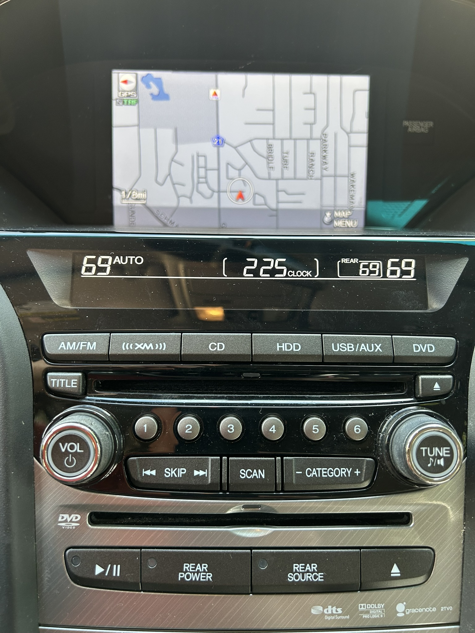 Used 2012 Honda Pilot Touring image 16