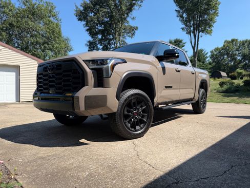 Used 2026 Toyota Tundra Limited w/ TRD Off-Road Package AWD/4WD image 2