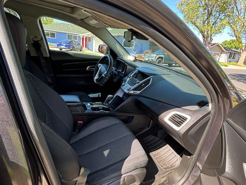 Used 2014 GMC Terrain SLE image 9