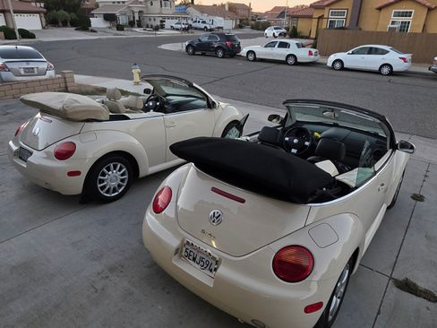 Used 2004 Volkswagen Beetle GLS image 1