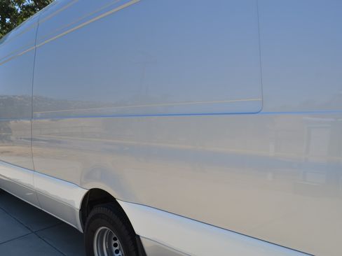 Used 2022 Mercedes-Benz Sprinter 3500 image 10