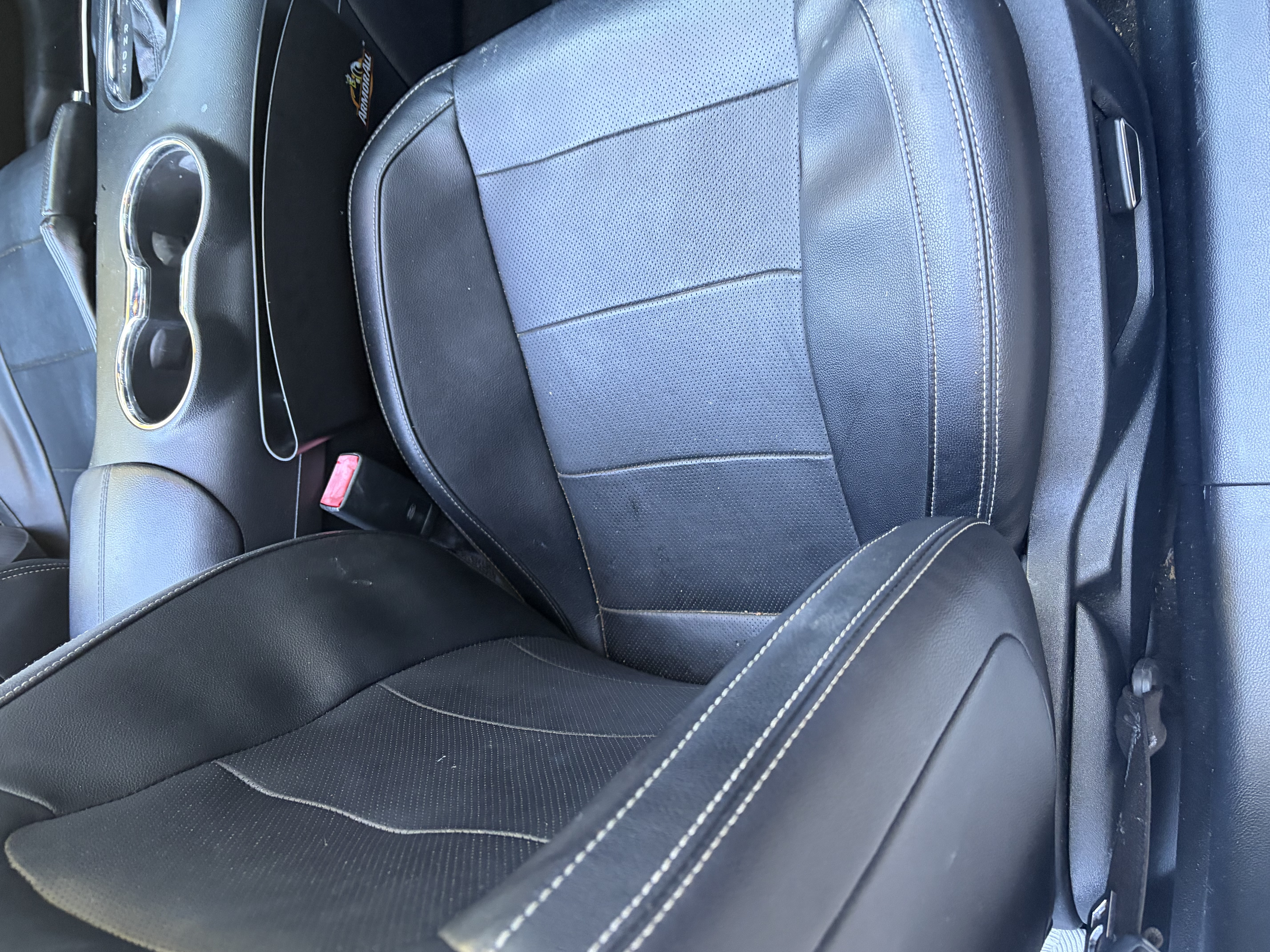 Used 2015 Ford Mustang Premium RWD image 9