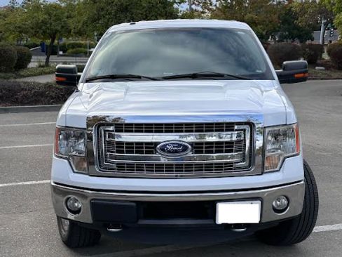 Used 2013 Ford F150 XLT w/ Luxury Equipment Group image 8
