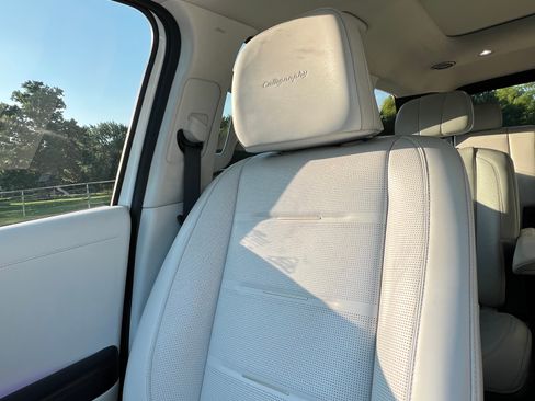 Used 2026 Hyundai Palisade Calligraphy FWD image 13
