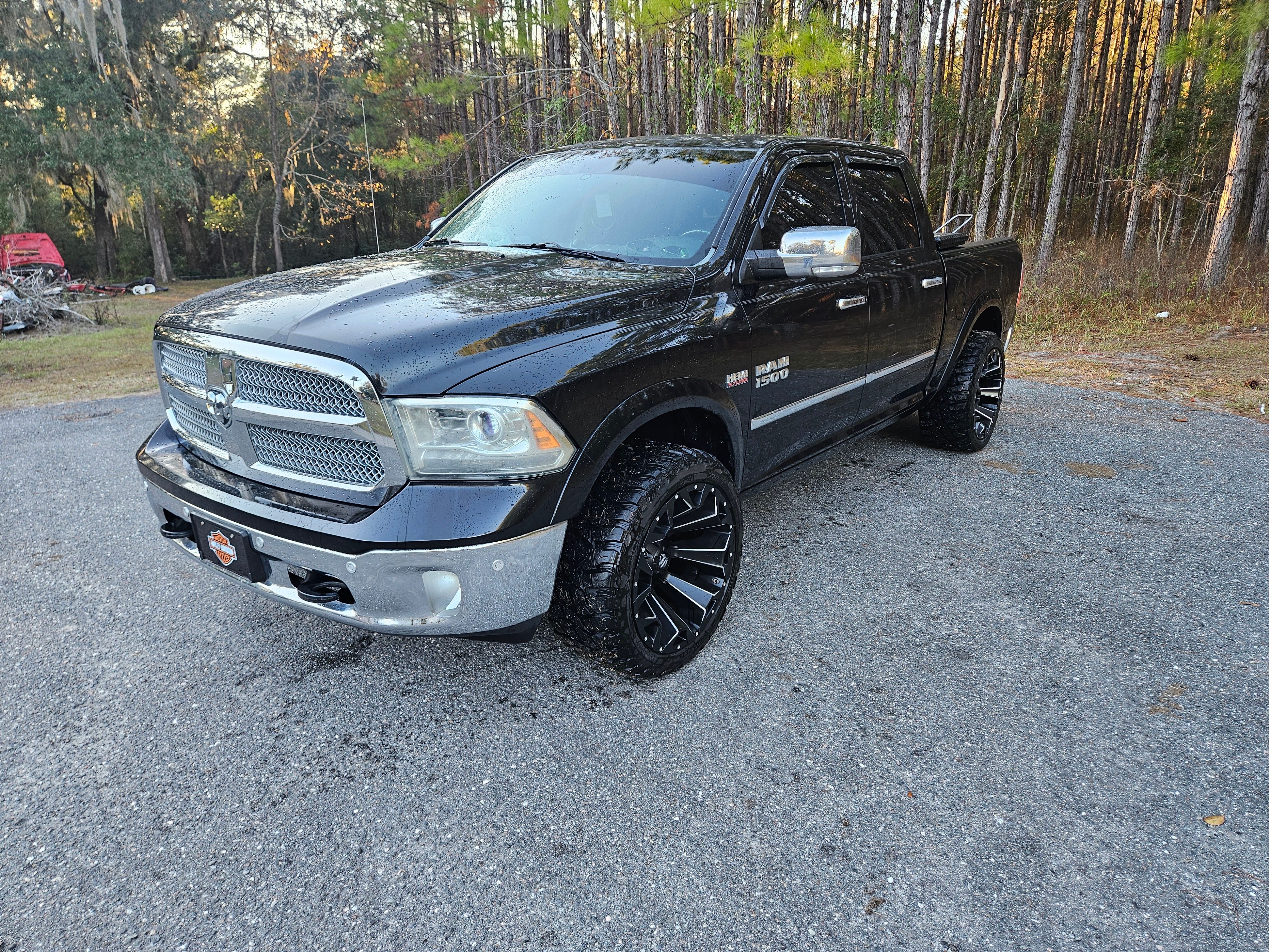 Used 2015 RAM 1500 Limited AWD/4WD image 4