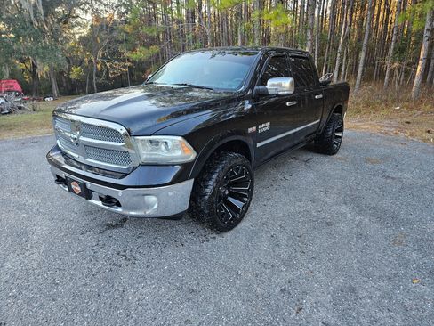 Used 2015 RAM 1500 Limited AWD/4WD image 4
