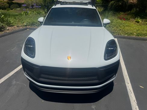 Used 2025 Porsche Macan GTS AWD/4WD image 1