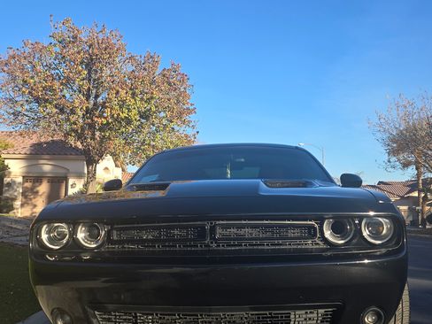 Used 2021 Dodge Challenger SXT w/ Blacktop Package image 5