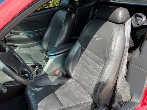 Used 2000 Ford Mustang GT image 10