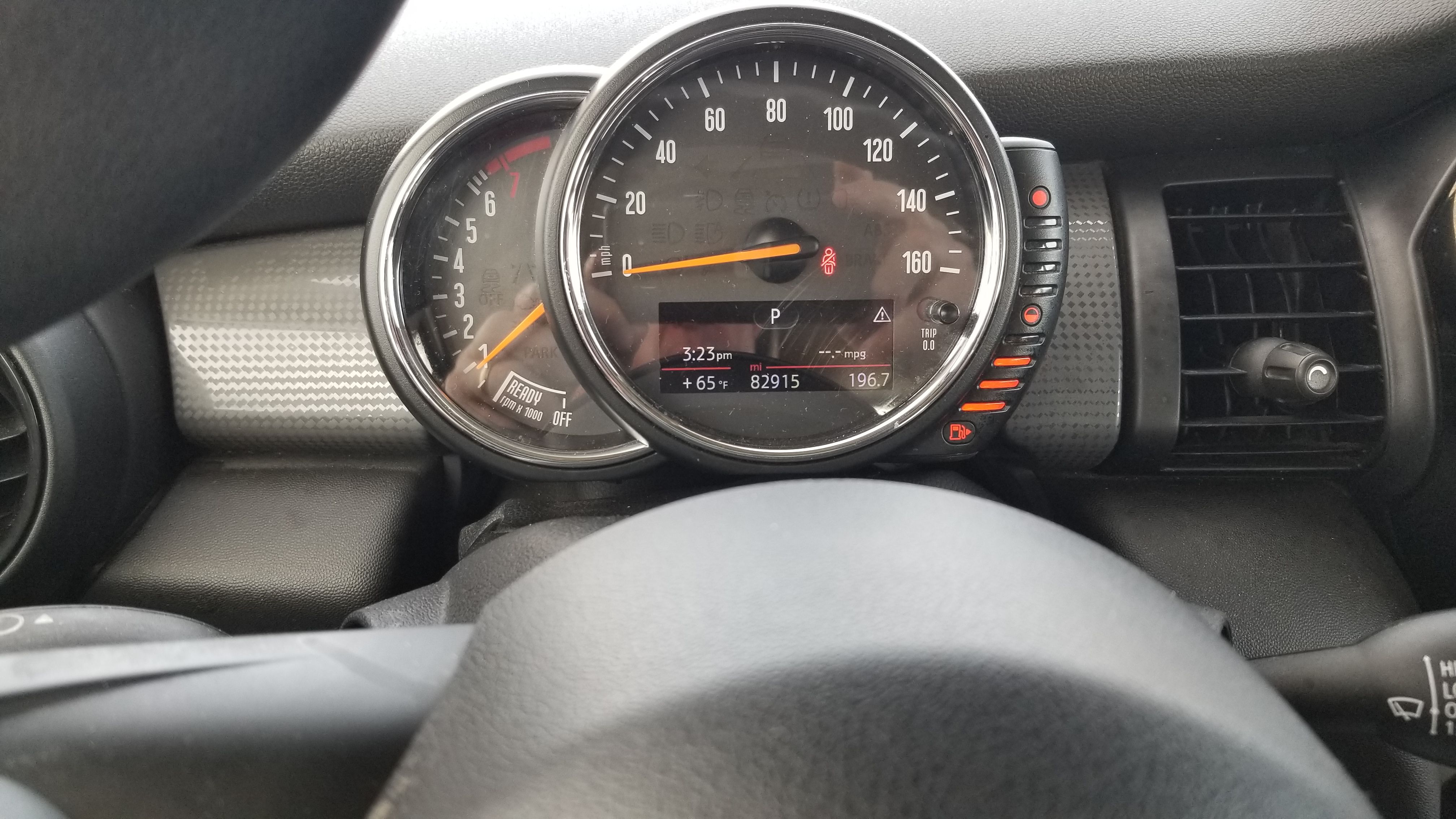 Used 2015 MINI Cooper 4-Door Hardtop FWD image 16