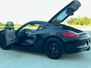 Used 2016 Porsche Cayman RWD image 14