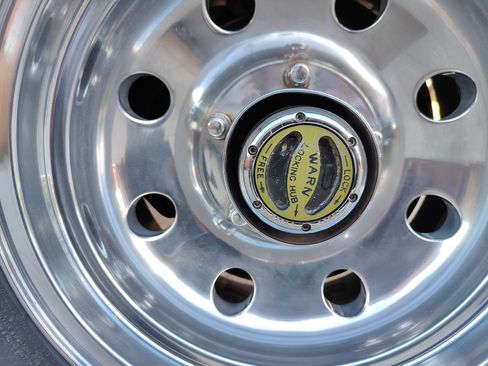 Used 1993 Ford Bronco image 13