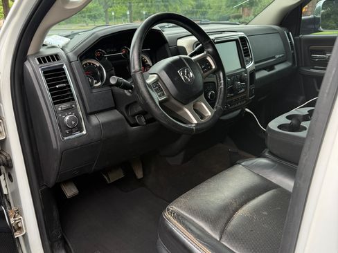 Used 2014 RAM 2500 Laramie AWD/4WD image 10