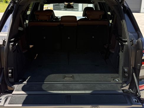 Used 2023 BMW X7 M60i w/ Executive Package AWD/4WD image 11