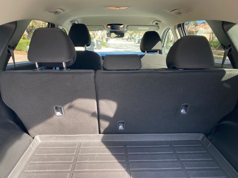 Used 2022 Hyundai Tucson Blue image 6