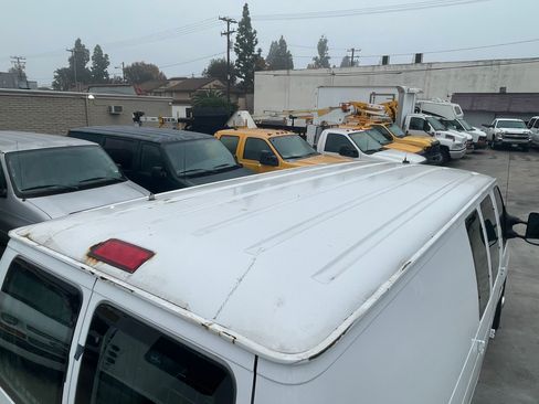 Used 2010 Ford E-250 and Econoline 250 image 16