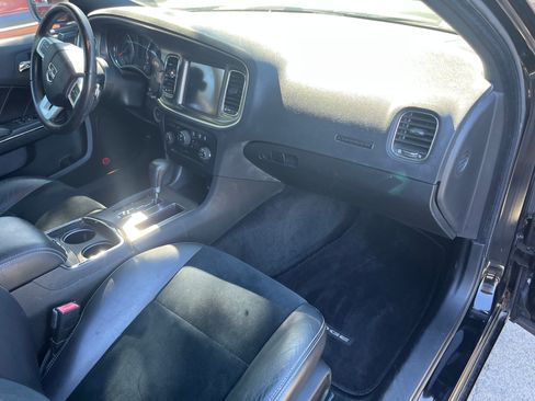 Used 2013 Dodge Charger R/T RWD image 10