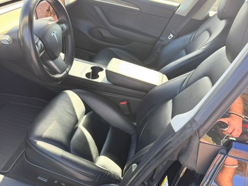 Used 2022 Tesla Model 3 Standard Sedan 4D image 12