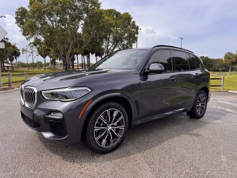 Used 2021 BMW X5 sDrive40i w/ M Sport Package RWD image 6