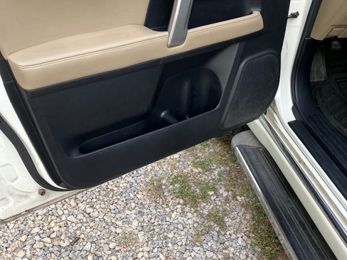 Used 2011 Toyota 4Runner SR5 RWD image 23