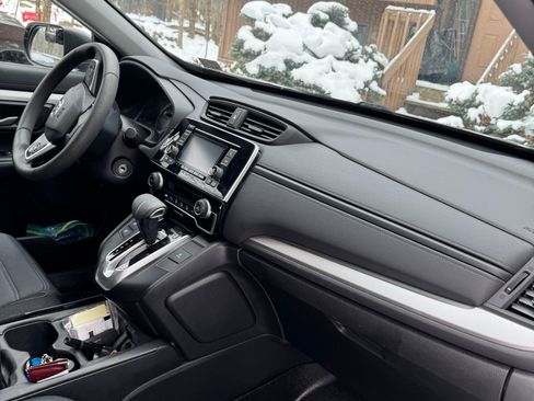 Used 2018 Honda CR-V LX image 17