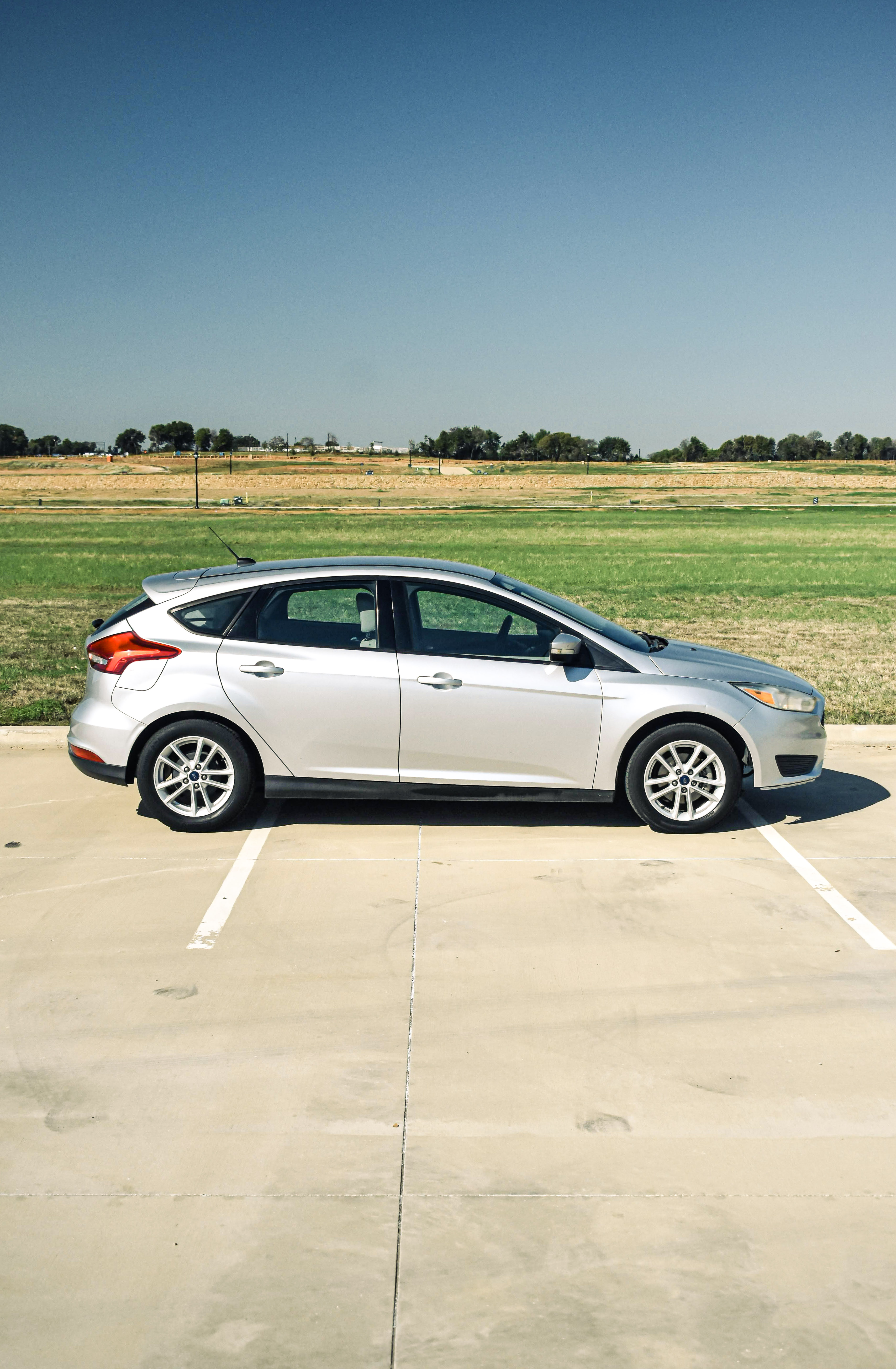 Used 2017 Ford Focus SE FWD image 5
