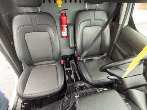 Used 2019 Ford Transit Connect XL FWD image 11