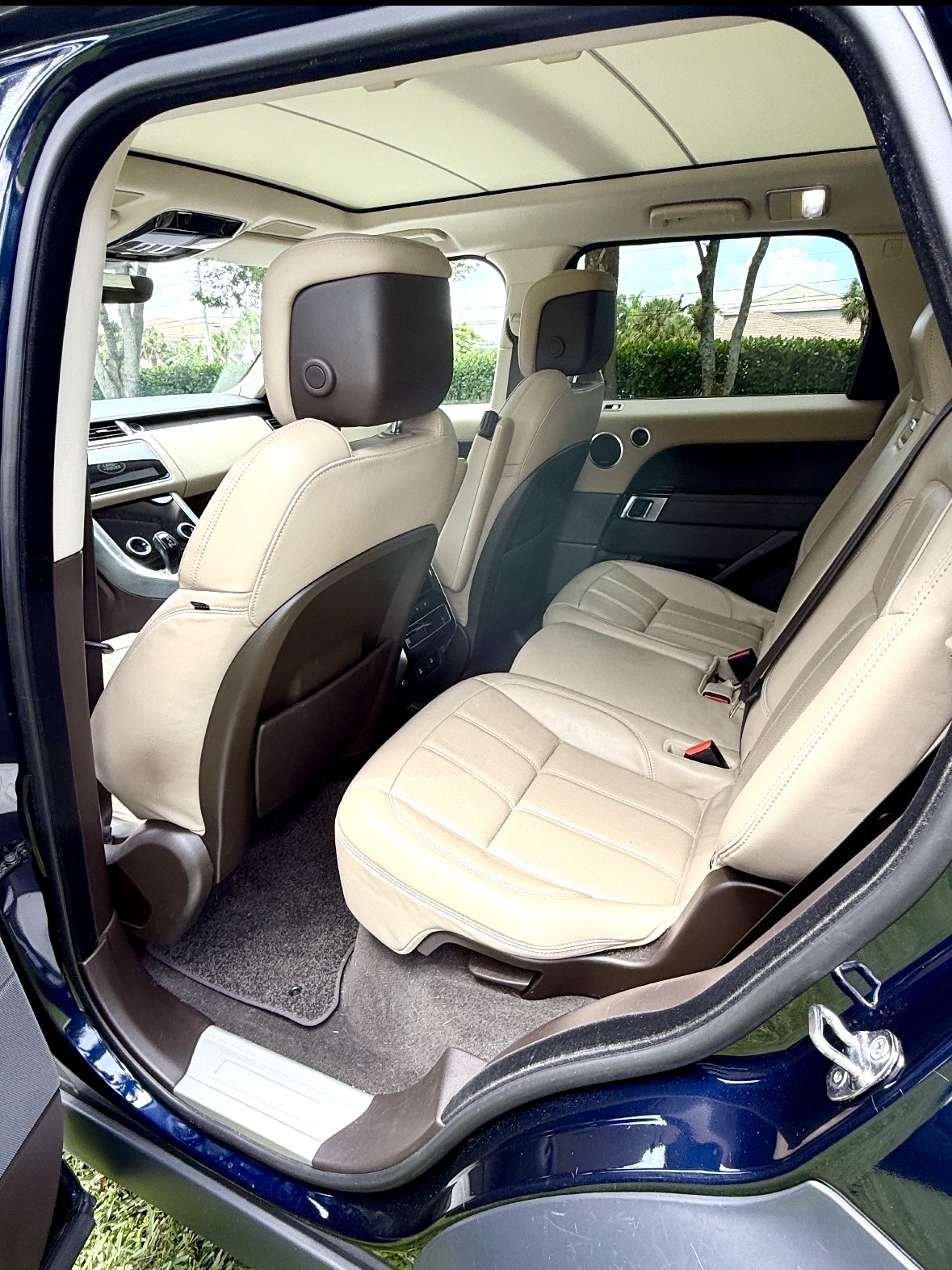 Used 2020 Land Rover Range Rover Sport HSE AWD/4WD image 11