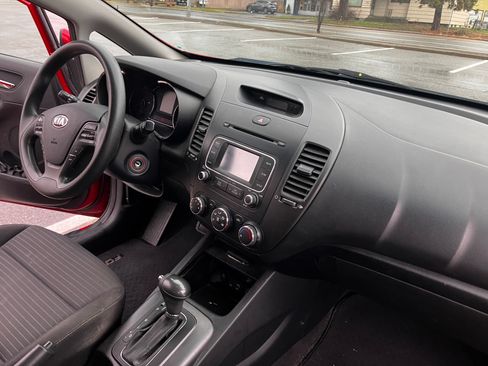 Used 2016 Kia Forte LX w/ LX Popular Plus Package image 22