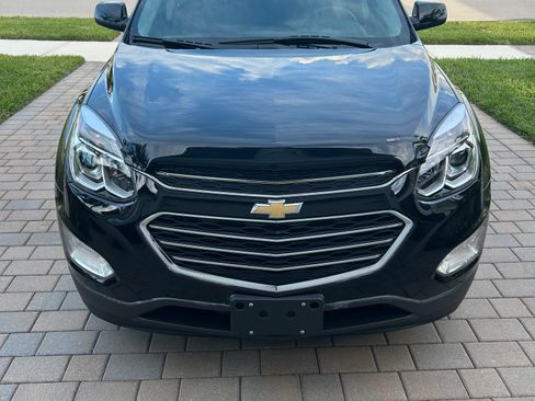 Used 2017 Chevrolet Equinox LT w/ Convenience Package image 5