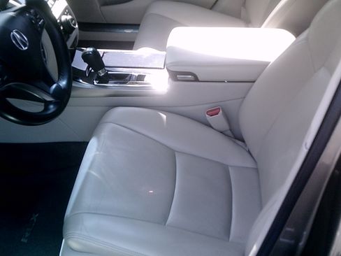 Used 2016 Acura RLX w/ Technology Package image 11