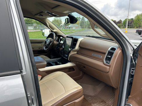 Used 2019 RAM 3500 Laramie AWD/4WD image 14