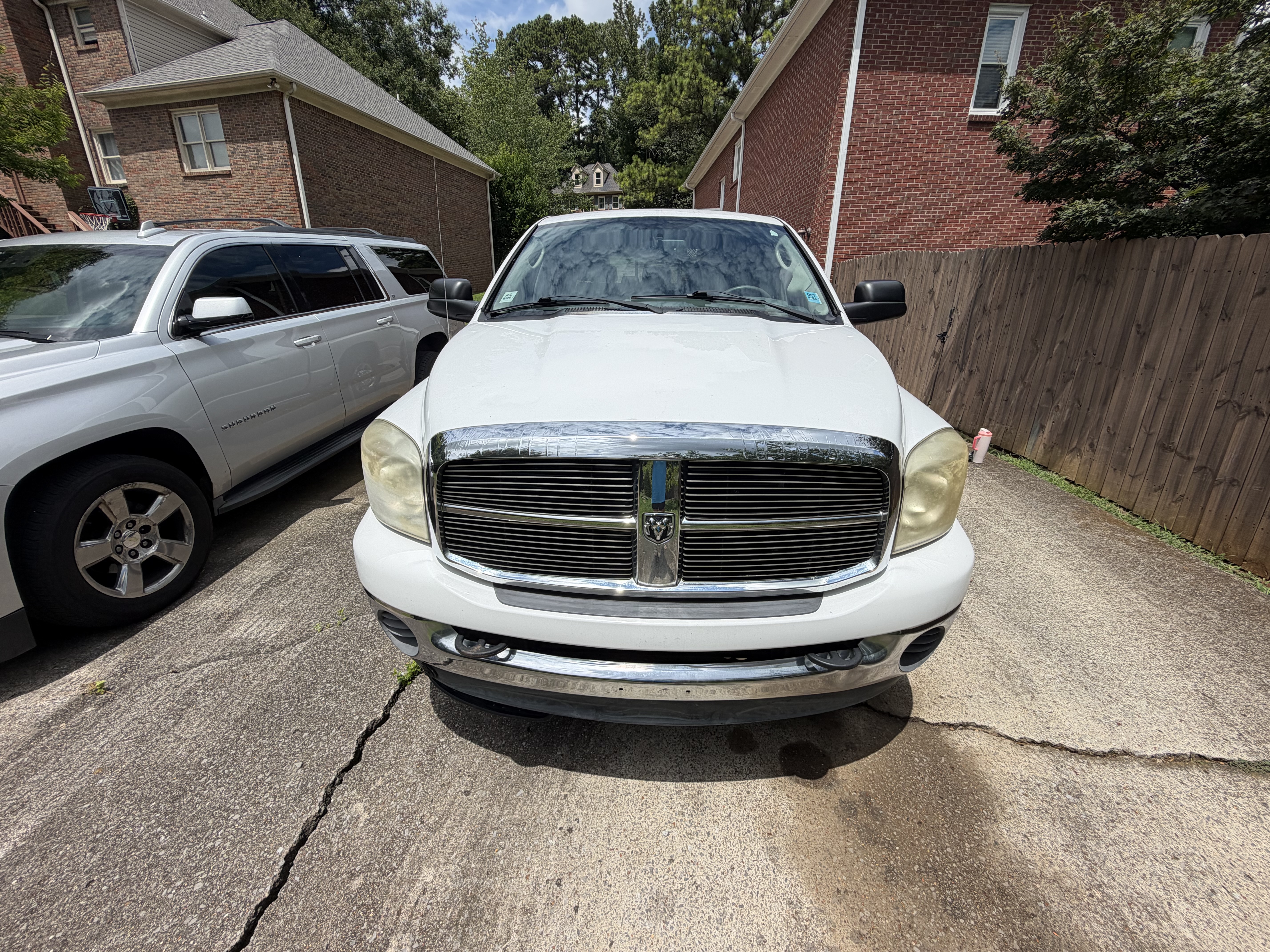 Used 2008 Dodge Ram 2500 Truck SXT w/ Popular Equipment Group RWD image 2