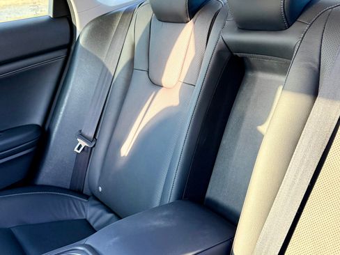 Used 2022 Honda Insight Touring image 16