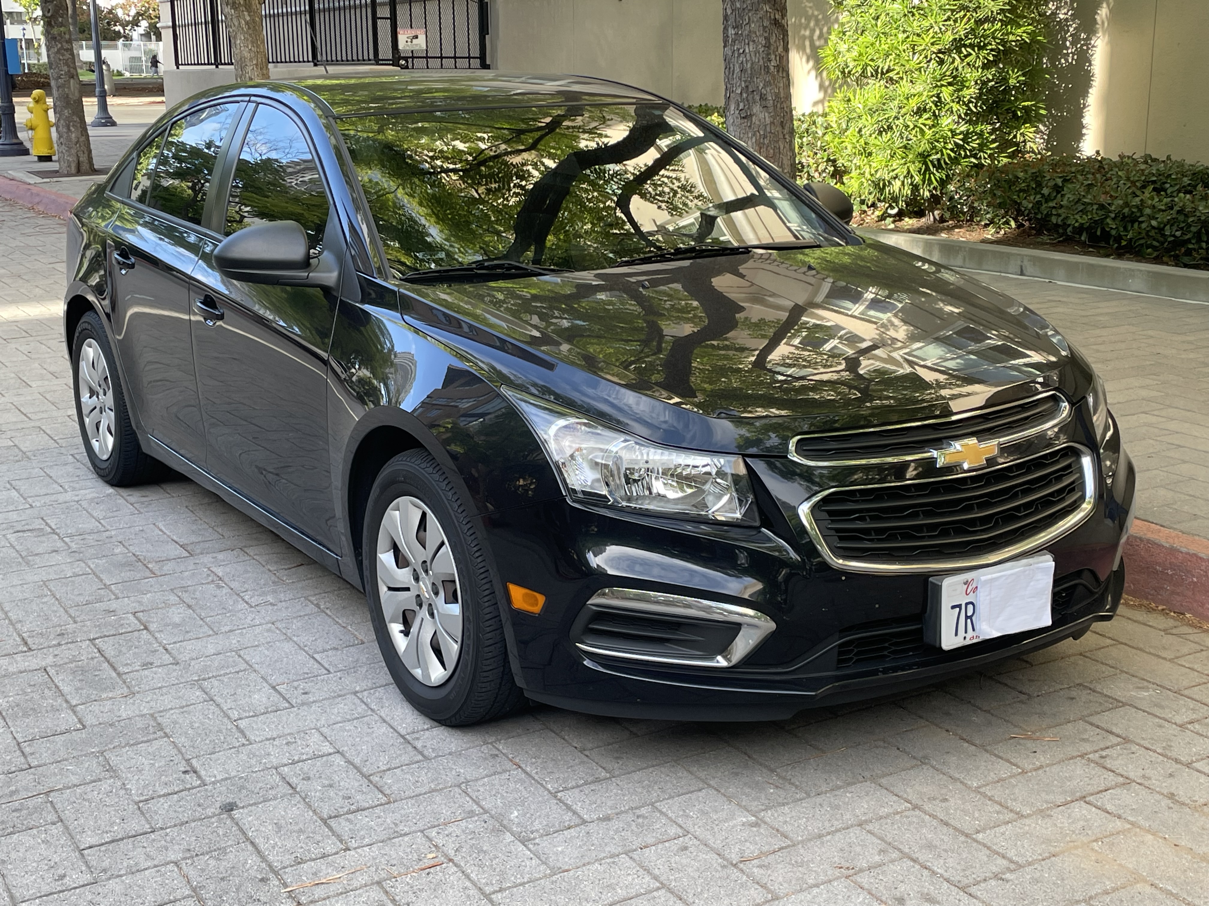 Used 2016 Chevrolet Cruze LS FWD image 4