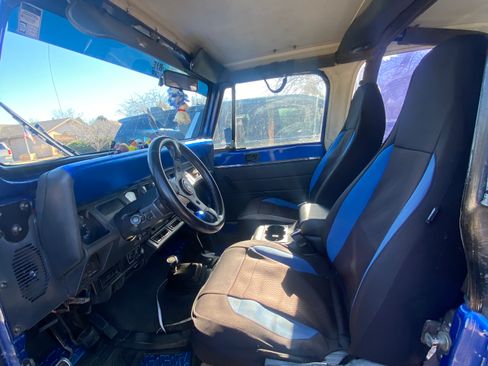 Used 1994 Jeep Wrangler SE image 18