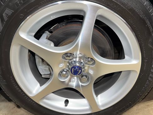 Used 2003 Toyota MR2 RWD image 24