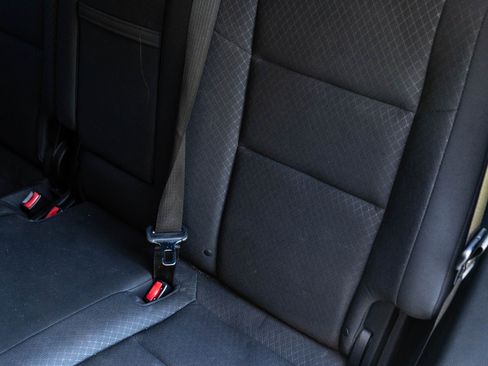 Used 2018 Jeep Grand Cherokee Laredo image 25