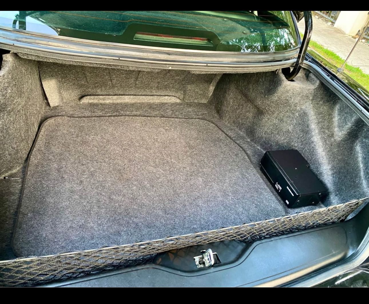 Used 1997 Cadillac De Ville Concours w/ Safety/Security Pkg FWD image 8