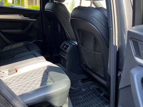 Used 2018 Audi SQ5 Premium Plus w/ S Sport Package image 12